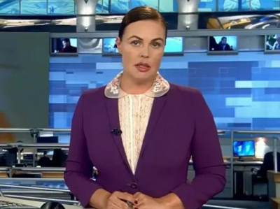 После эфира &mdash; на пляж: как отдыхают в купальниках Екатерина Андреева и коллеги по новостям